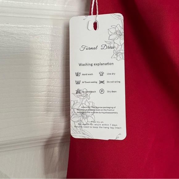 NWT Red One-Shoulder Jumpsuit with Extra Fabric Overlay on Legs size 6 - Picture 7 of 12